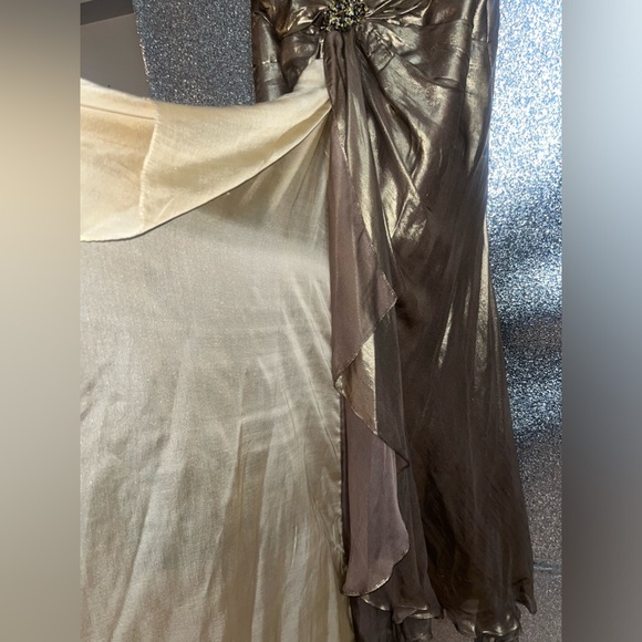 Beautiful Elegant Gold Atelier Alyce Seralina Collection Evening Gown Size 10 - Picture 12 of 16